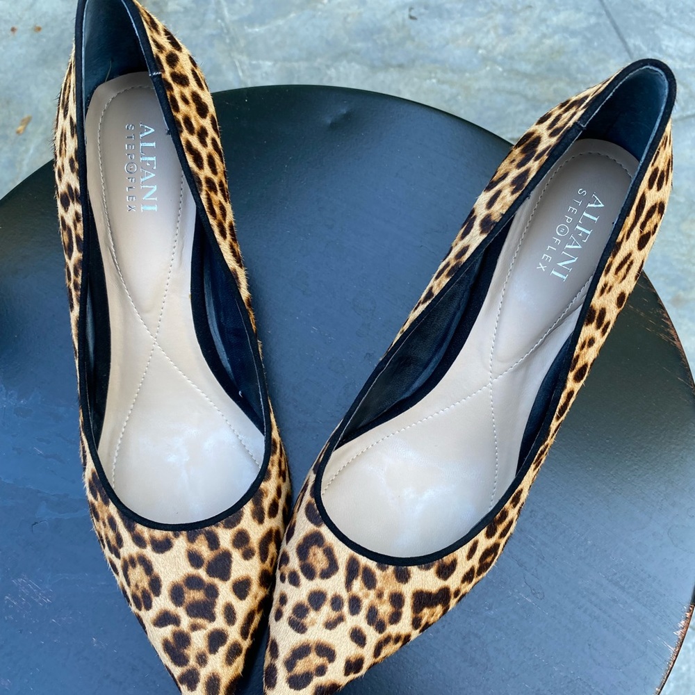 High heel shoes